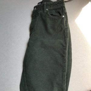 Green corduroyed high rise mom jeans Size …